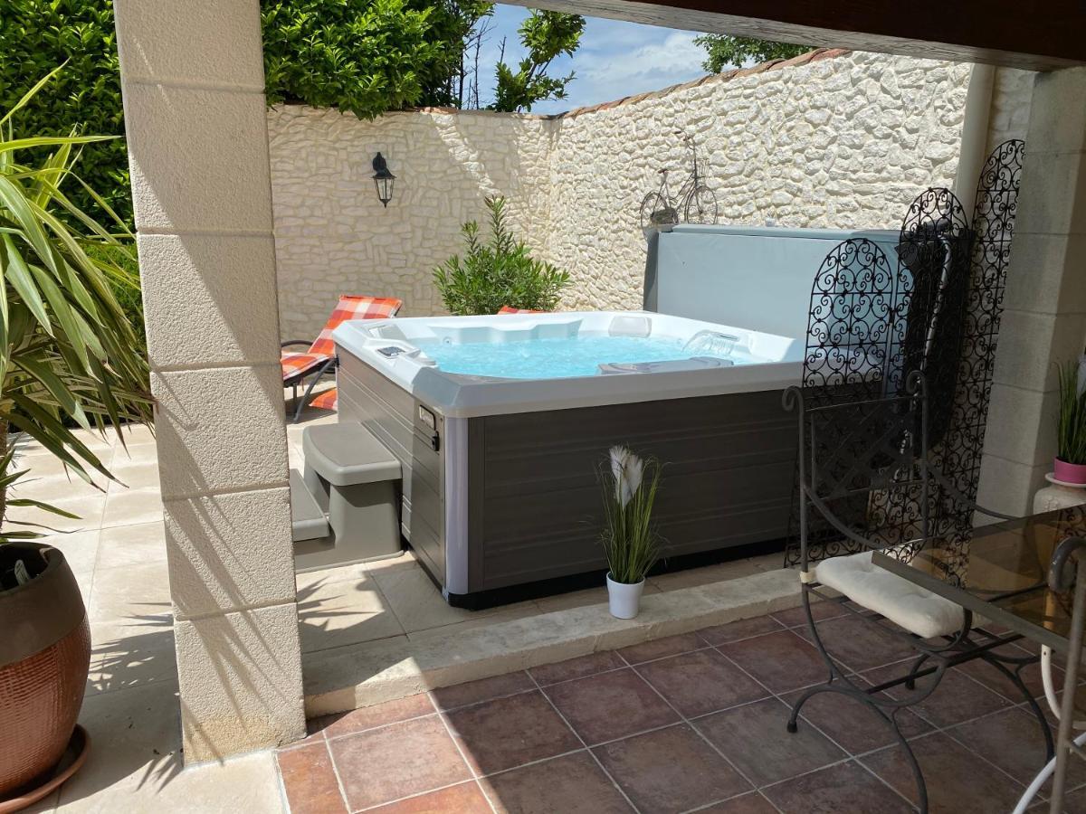 Mas Beau Soleil & Spa Cottages De Charme Avec Jacuzzi&Jardin Prives แซ็งต์-เรมีย์-เดอ-โพรวองซ์ ภายนอก รูปภาพ