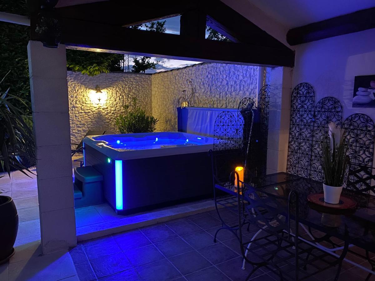 Mas Beau Soleil & Spa Cottages De Charme Avec Jacuzzi&Jardin Prives แซ็งต์-เรมีย์-เดอ-โพรวองซ์ ภายนอก รูปภาพ