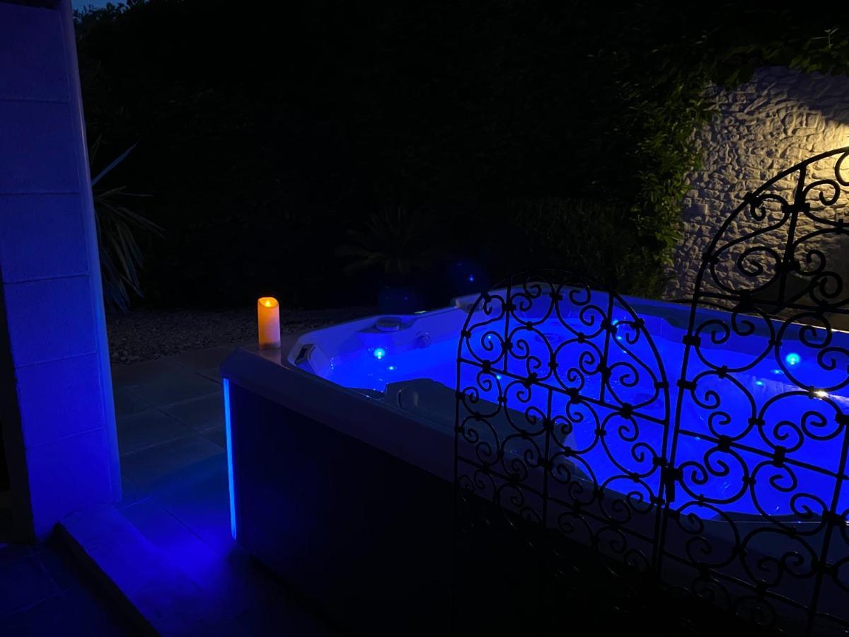 Mas Beau Soleil & Spa Cottages De Charme Avec Jacuzzi&Jardin Prives แซ็งต์-เรมีย์-เดอ-โพรวองซ์ ภายนอก รูปภาพ