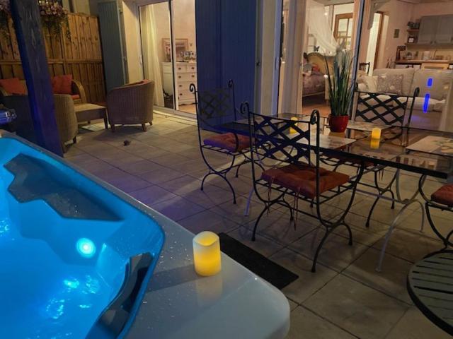 Mas Beau Soleil & Spa Cottages De Charme Avec Jacuzzi&Jardin Prives แซ็งต์-เรมีย์-เดอ-โพรวองซ์ ภายนอก รูปภาพ